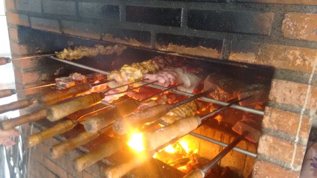 Foto 1 - Pierrondi churrascos buffet