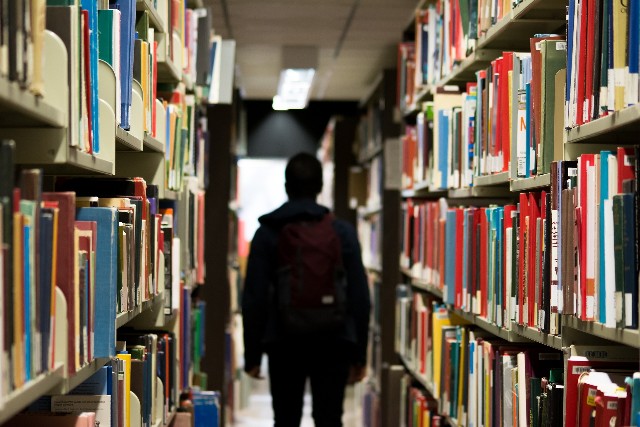 Tcc - trabalhos acadêmicos e formatação abnt